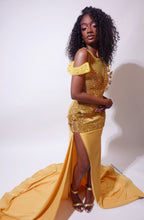 Load image into Gallery viewer, Butterfly Gown