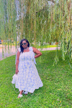 Load image into Gallery viewer, Dolly Gown